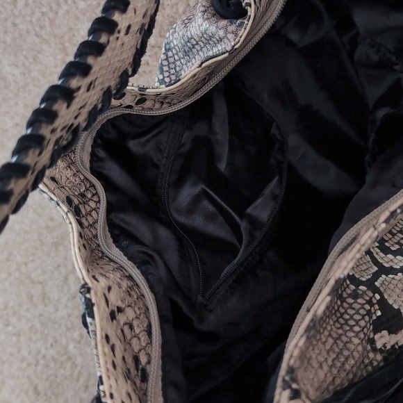 snakeskin and suede fringe purse - Picture 4 of 4